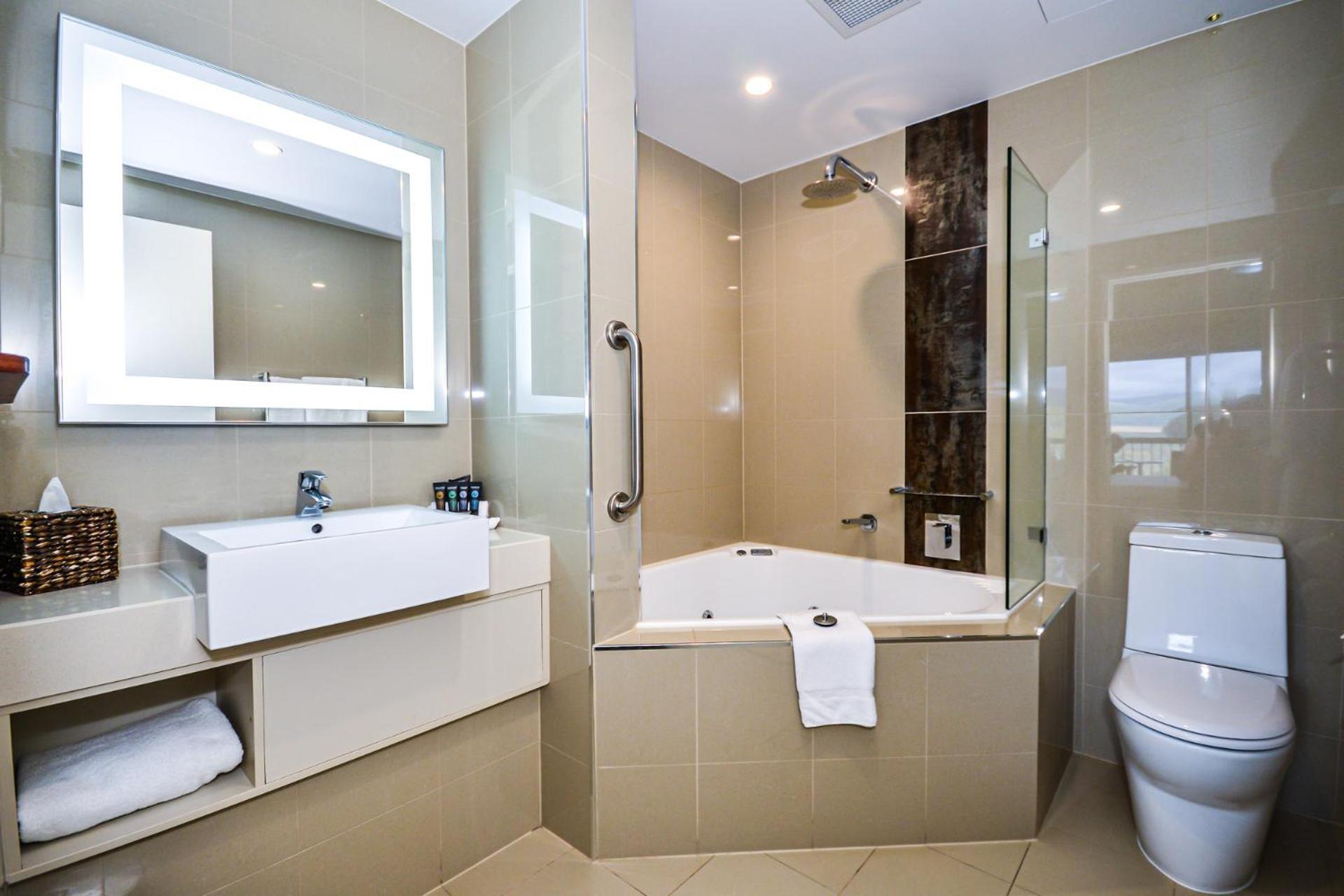 Spa King Room